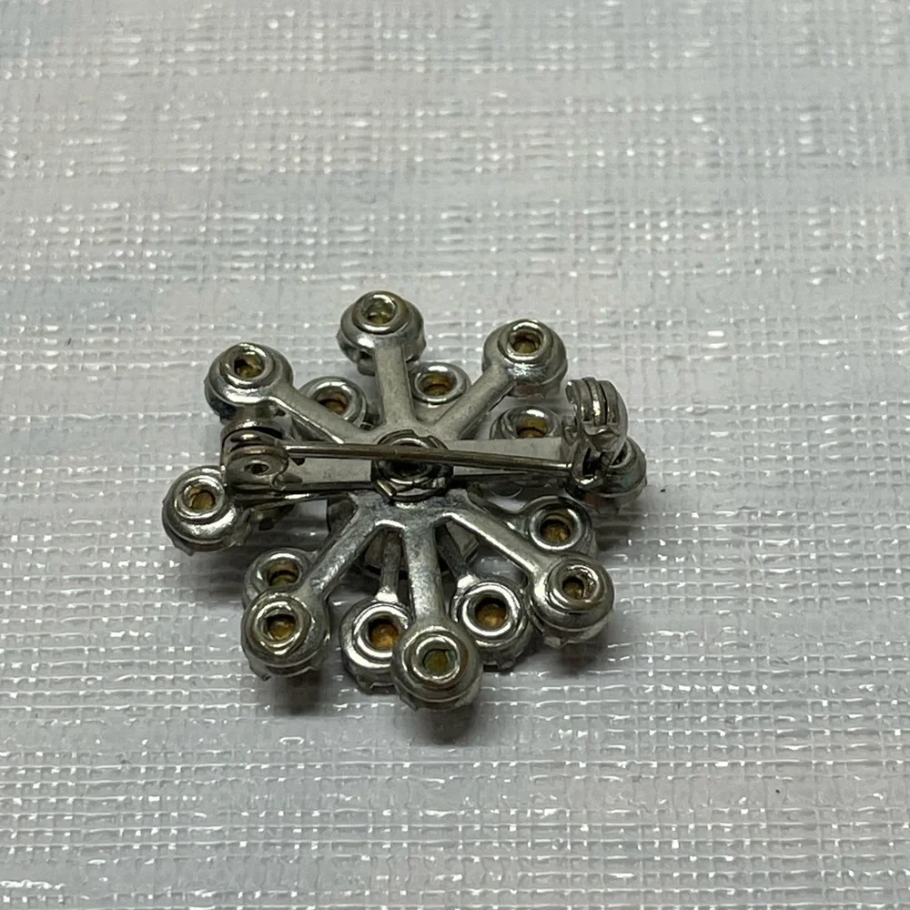 Costume Rhinestone Snowflake Brooch - Silver Crystal Sparkle - Picture 2 of 3